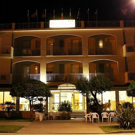 Hotel Toscana ماروتّا المظهر الخارجي الصورة