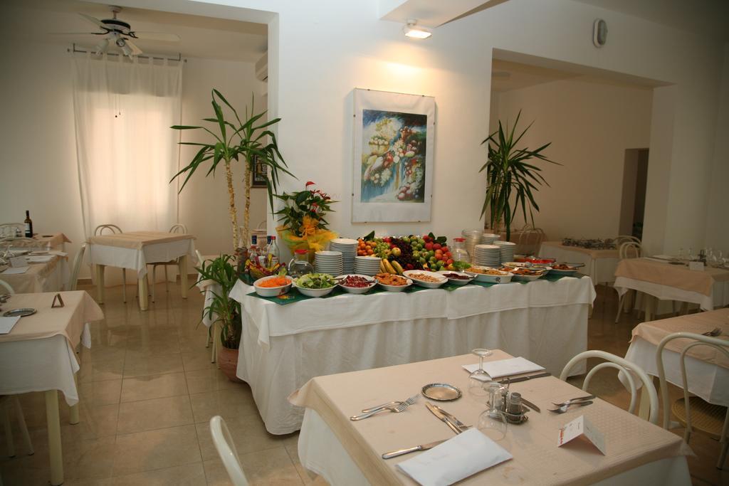 Hotel Toscana ماروتّا المظهر الخارجي الصورة
