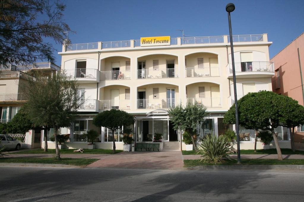 Hotel Toscana ماروتّا المظهر الخارجي الصورة