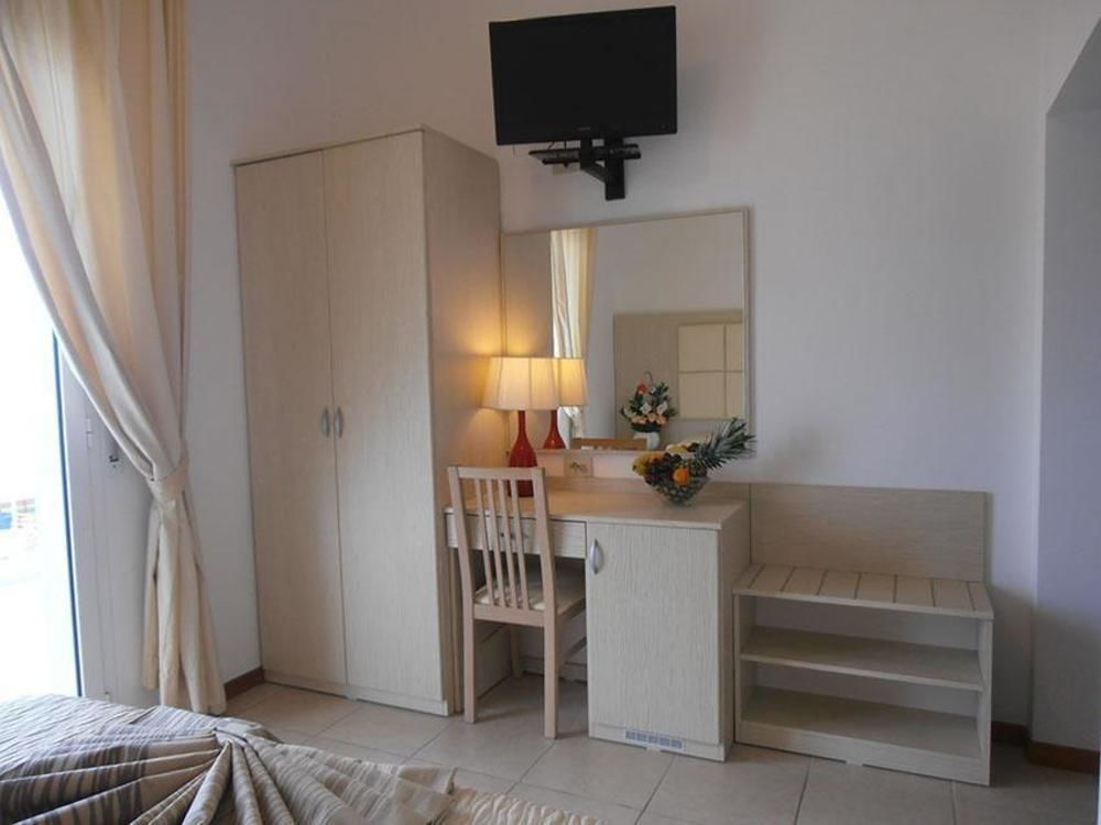 Hotel Toscana ماروتّا المظهر الخارجي الصورة