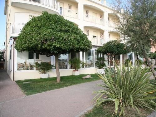 Hotel Toscana ماروتّا المظهر الخارجي الصورة